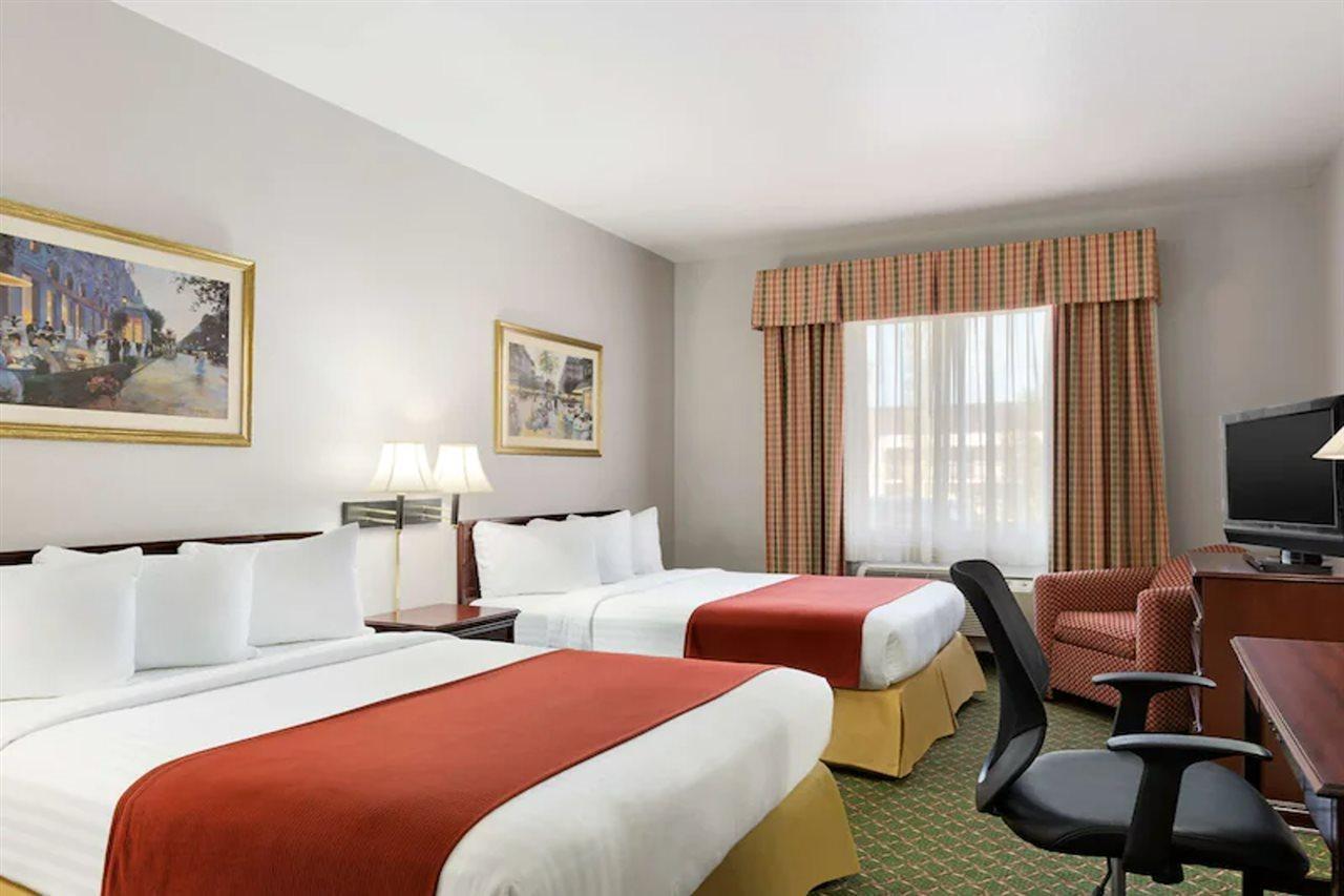 Country Inn & Suites By Radisson, Fort Worth West L-30 Nas Jrb Екстериор снимка