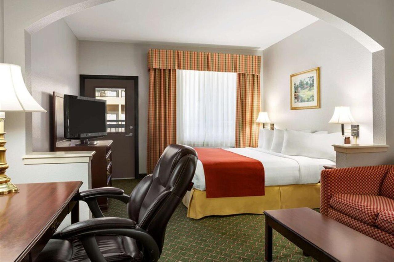 Country Inn & Suites By Radisson, Fort Worth West L-30 Nas Jrb Екстериор снимка