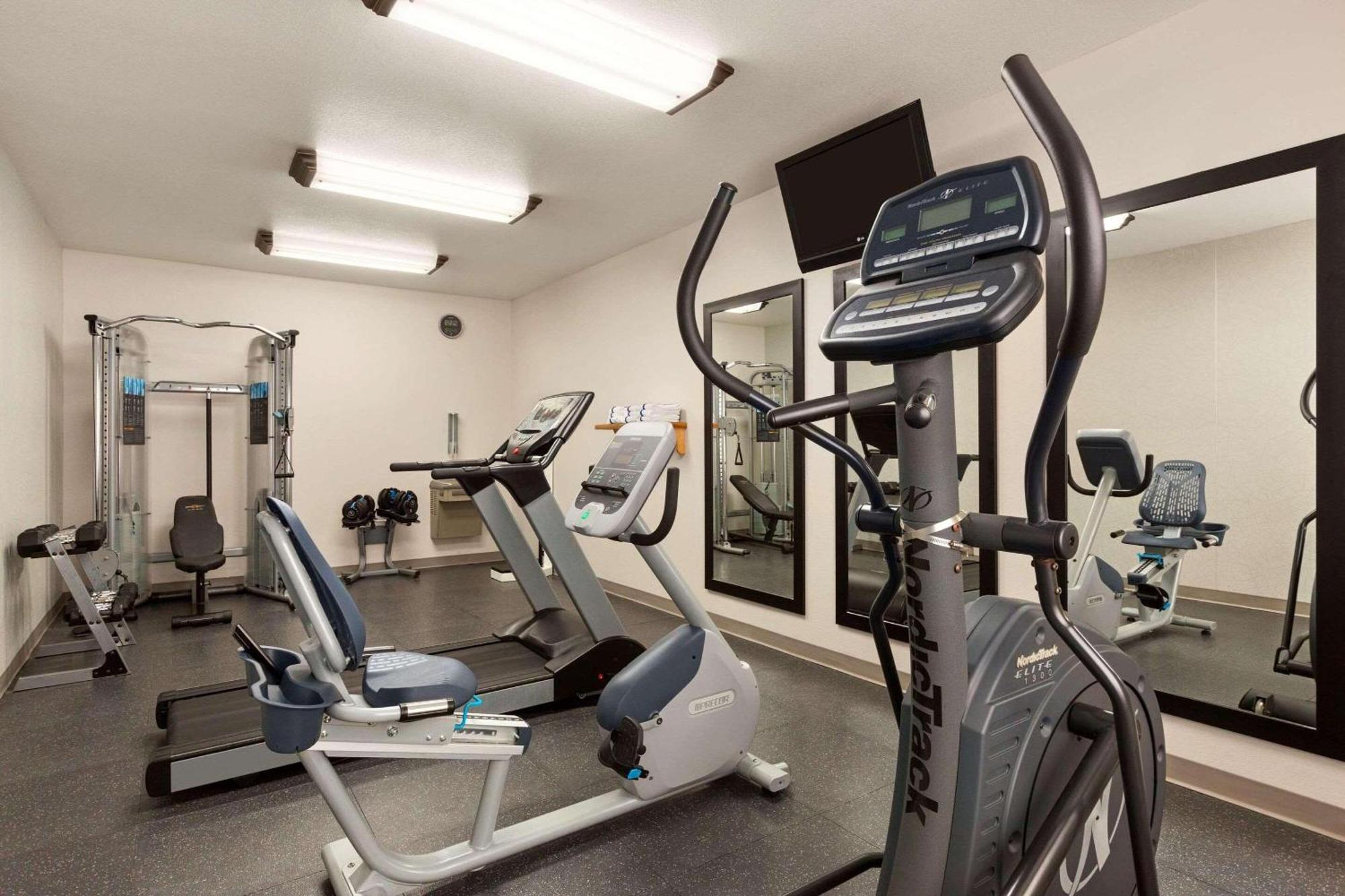 Country Inn & Suites By Radisson, Fort Worth West L-30 Nas Jrb Екстериор снимка