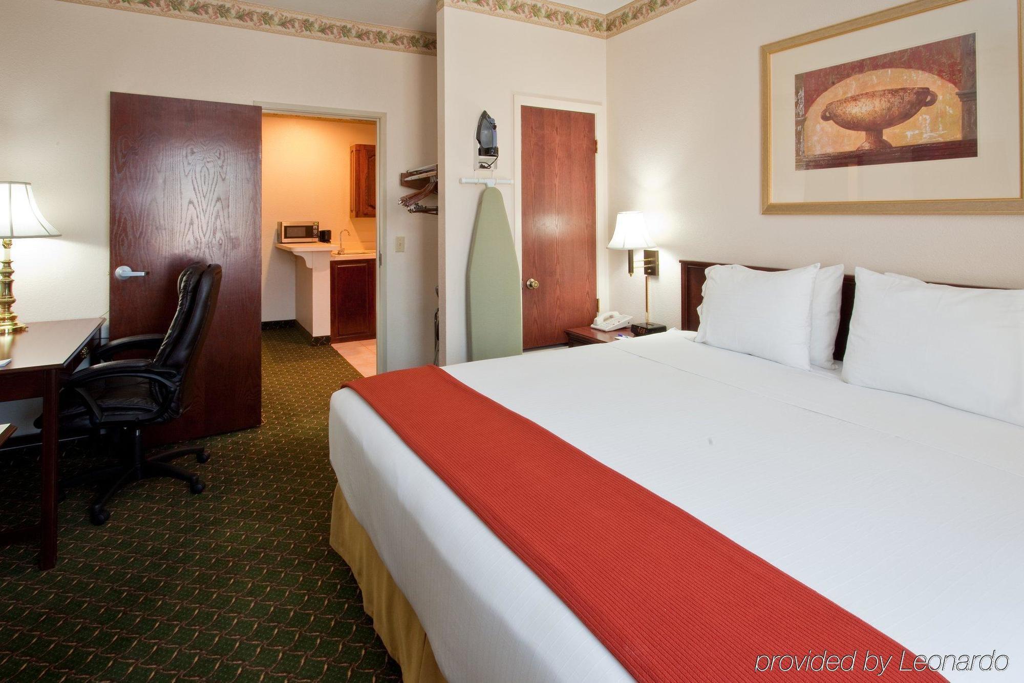 Country Inn & Suites By Radisson, Fort Worth West L-30 Nas Jrb Стая снимка