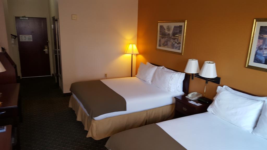 Country Inn & Suites By Radisson, Fort Worth West L-30 Nas Jrb Екстериор снимка